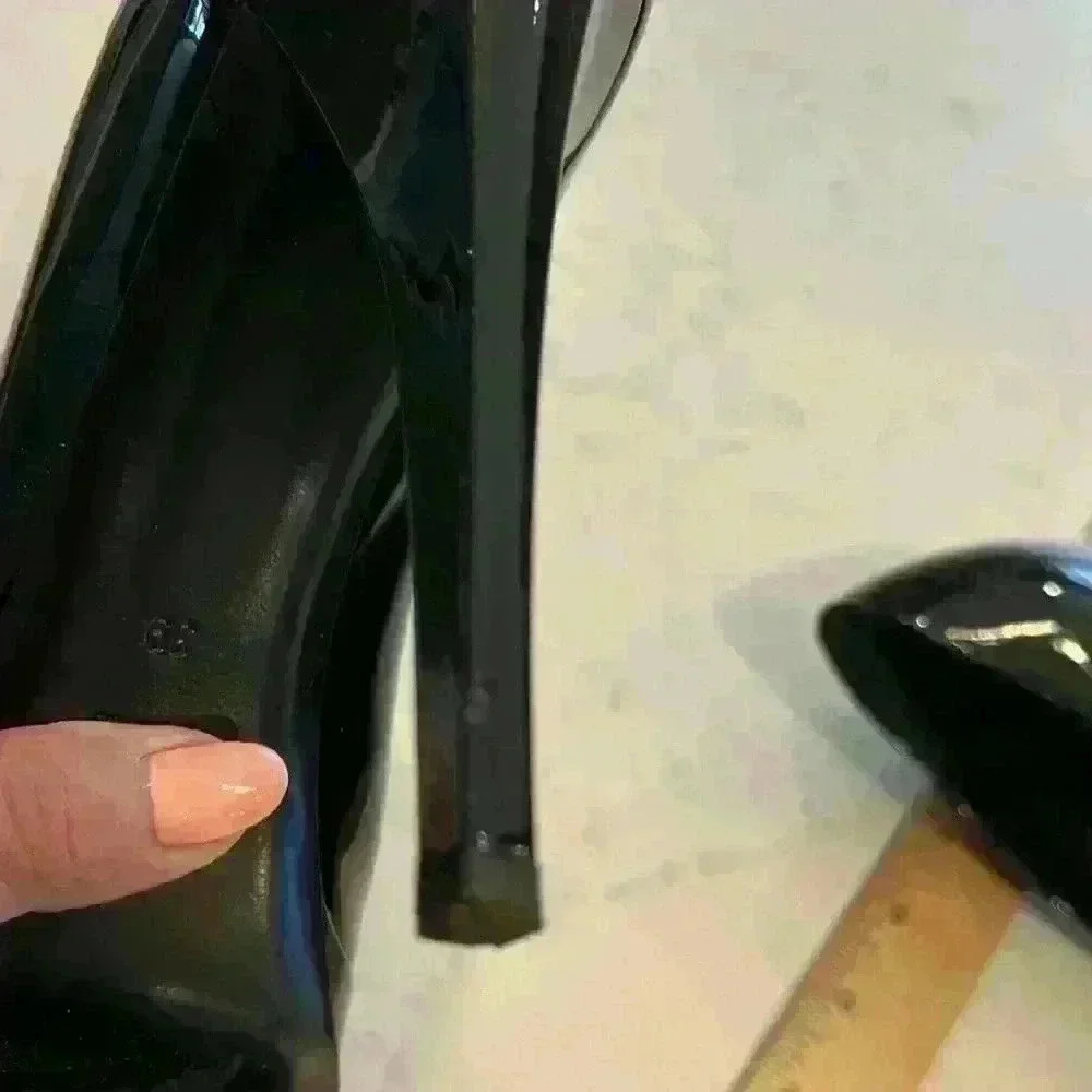 YSL black patent leather platform pumps size 39